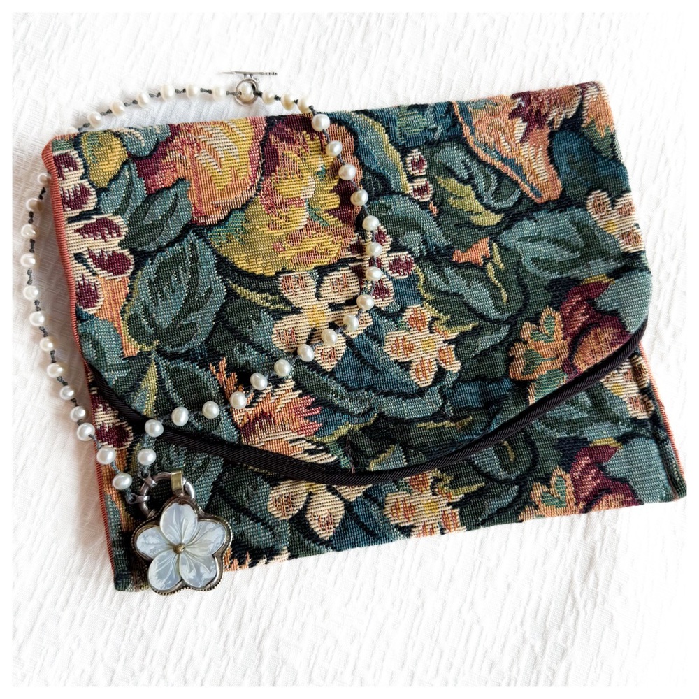 Vintage Floral Tapestry Clutch Bag